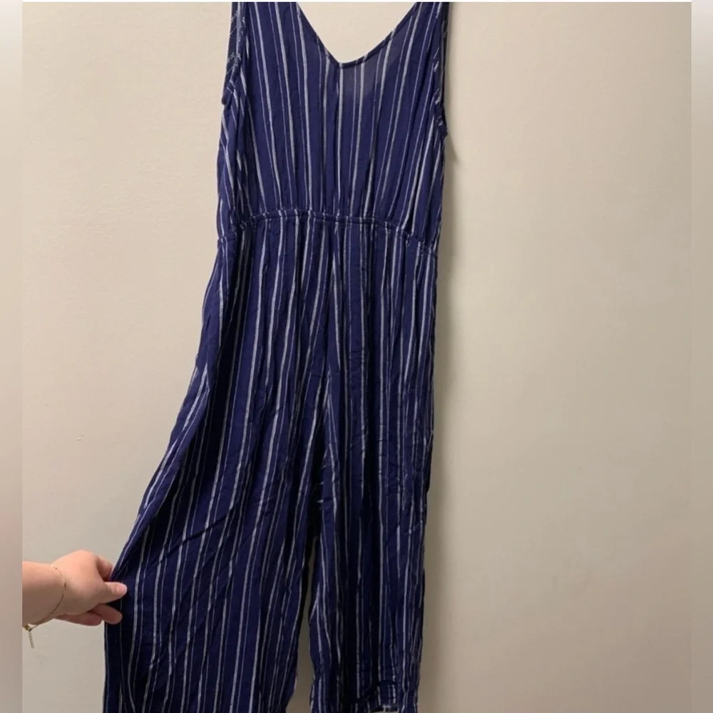 La Hearts Navy Striped v-neck Jumpsuit size small - Picture 8 of 8